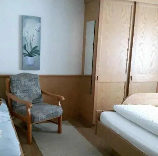 Regina Unger 아파트 *