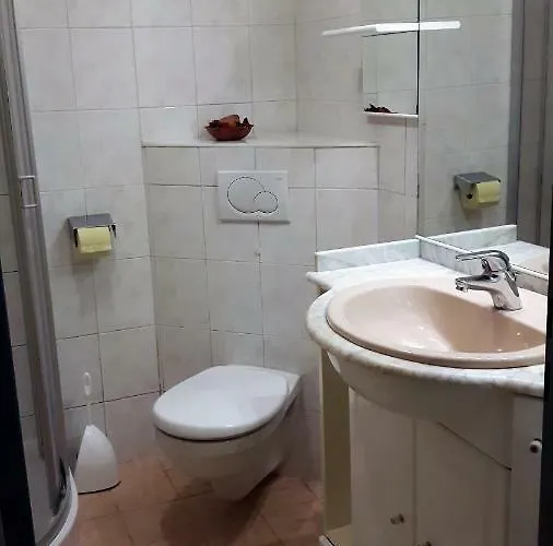 Regina Unger 아파트